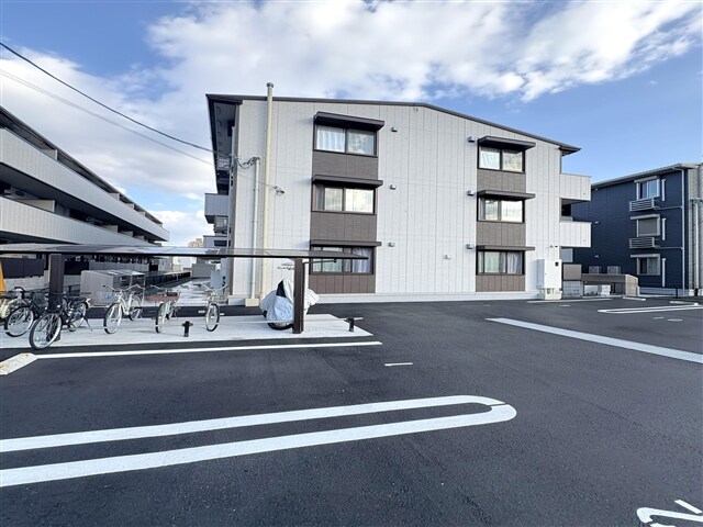 物件外観写真1　(外観)