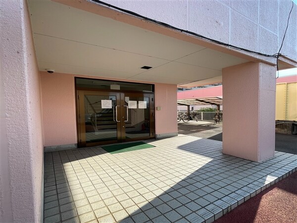 居室(エントランス)