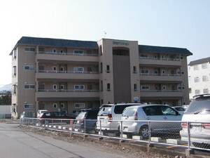 英和マンション外観写真