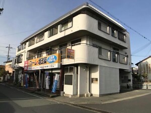 くさかマンション外観写真