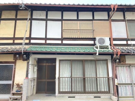 内記連棟貸家外観写真