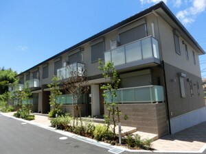 シャーメゾン東大池外観写真