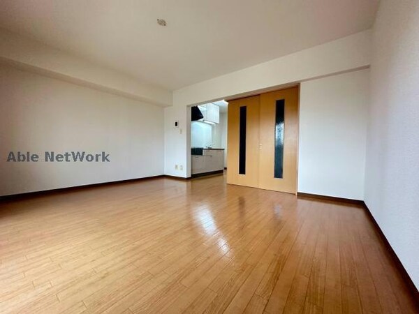 リビングダイニング