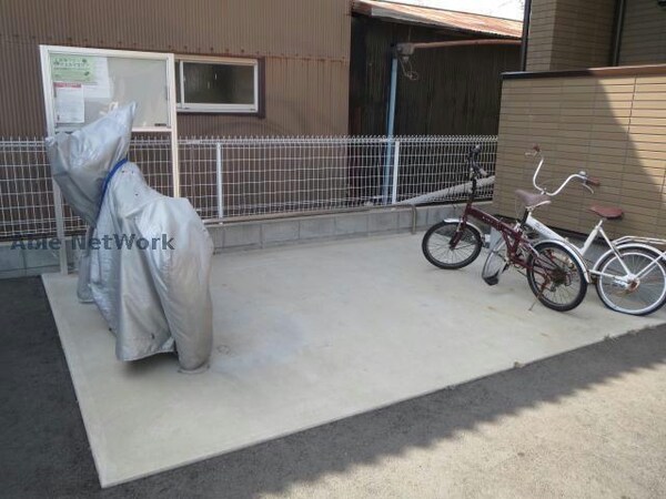駐輪場