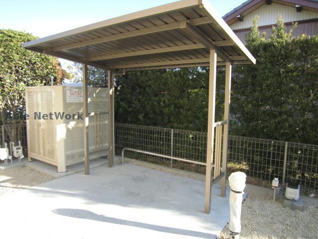 物件外観写真3　(A)