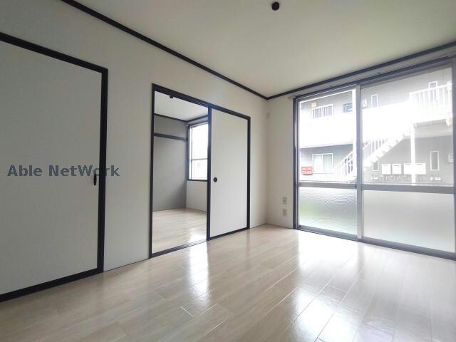 物件内観写真4　(同型)