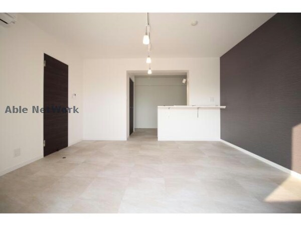 リビングダイニング