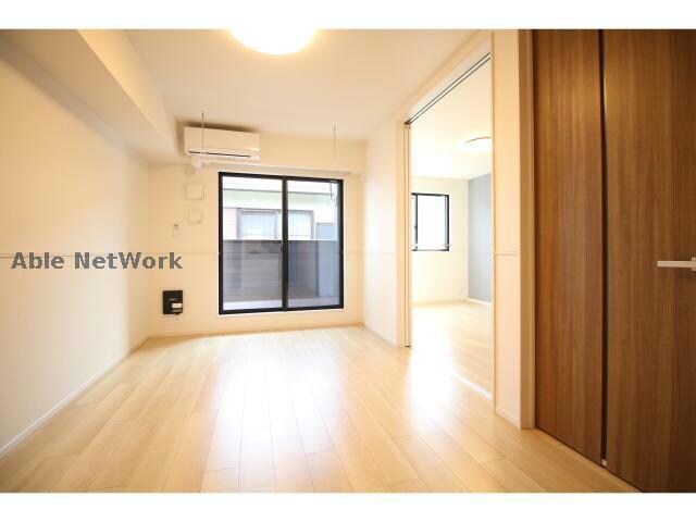 物件内観写真3　(同型タイプ)