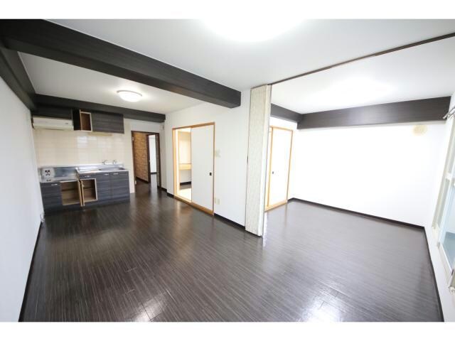 物件内観写真7　(居間☆黒っぽい感じがＧｏｏd！)