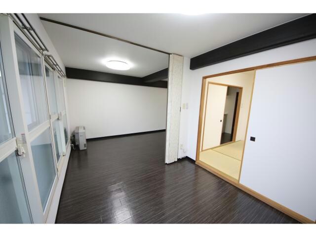 物件内観写真13　(居間☆)