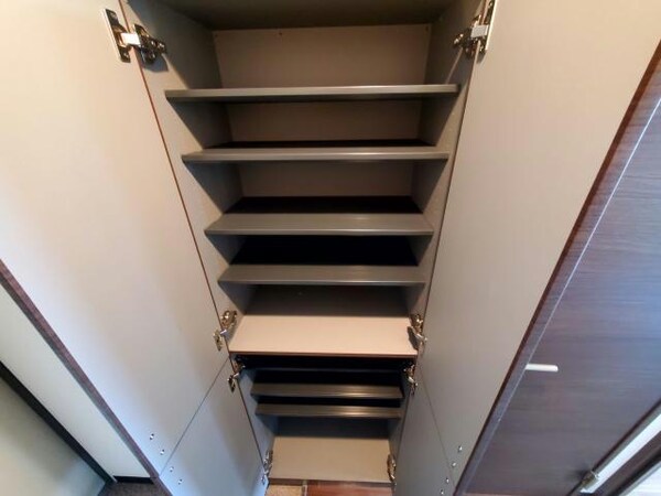 玄関回り