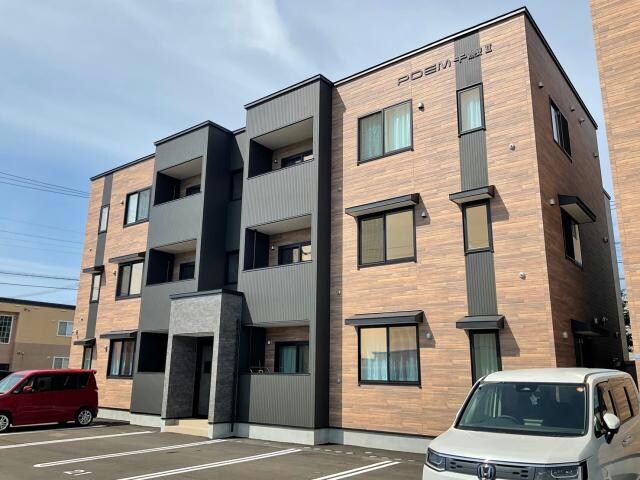 POEM千歳Ⅱの物件外観写真