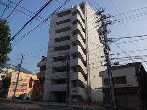 DerGlanz.Y2　青山外観写真