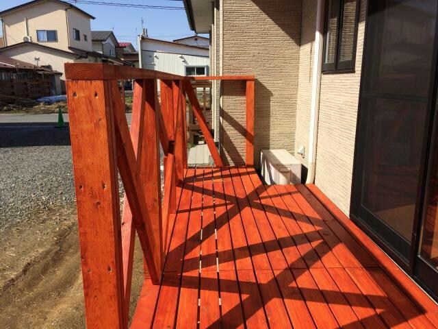 物件外観写真3　(ウッドデッキ)