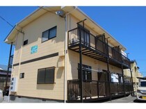 プラドール中里の外観写真