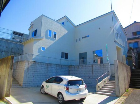 日和が丘デザイナーズ住宅付店舗外観写真