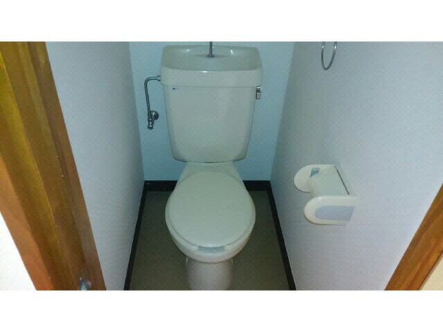 物件内観写真4　(お手洗い)