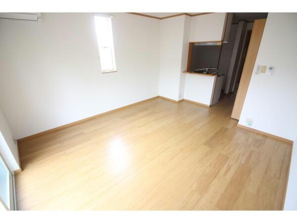 リビングダイニング