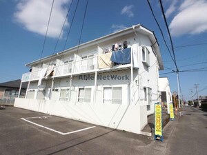 メゾン・トレビアン外観写真