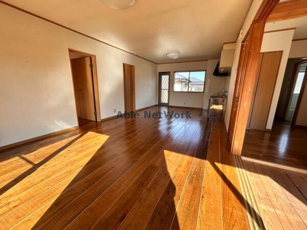 リビングダイニング