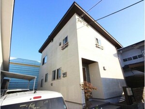 長友吉尾貸家外観写真