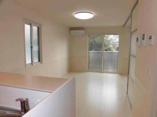 リビングダイニング