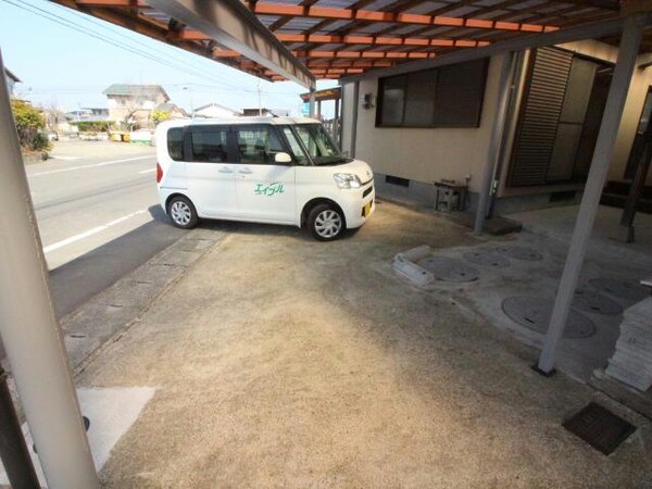 駐車場(北棟)