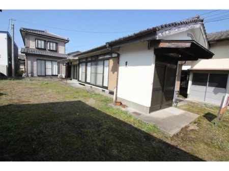 長谷場貸家(持家)外観写真