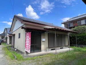 川﨑貸家外観写真