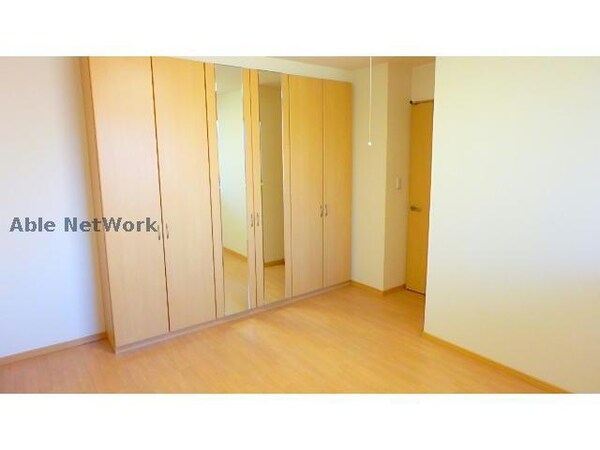 収納(※同型・別室)