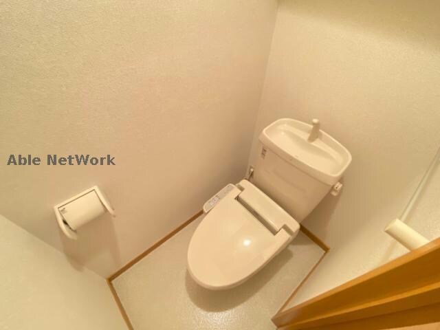 物件内観写真16　(※同型)