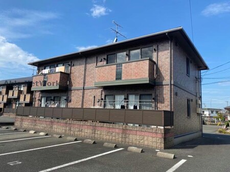 アイリスガーデン菰池Ｂ外観写真