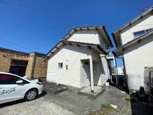 平本様貸家外観写真