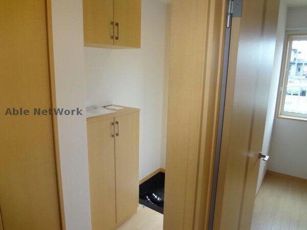 玄関回り(同型)