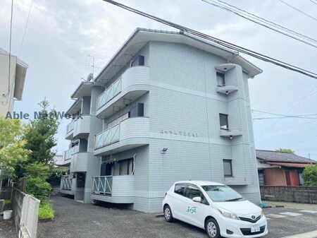 ロイヤルマンション外観写真