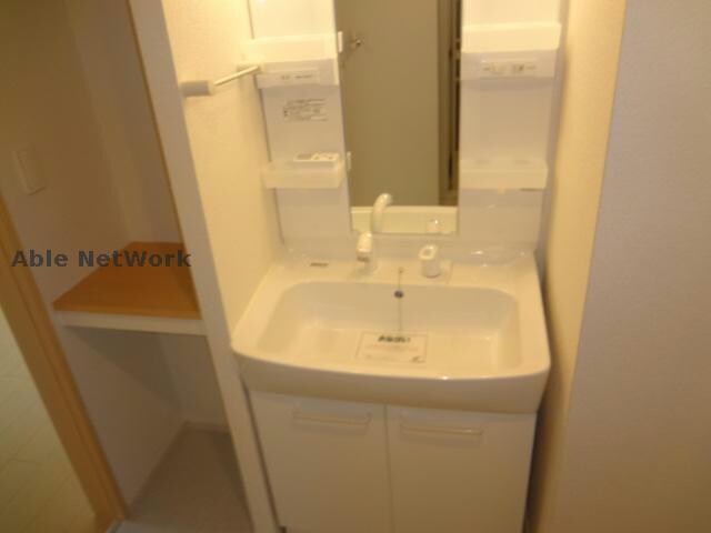 物件内観写真11　(※同型・反転)