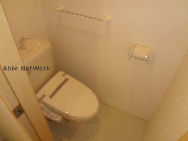 物件内観写真13　(※同型・反転)