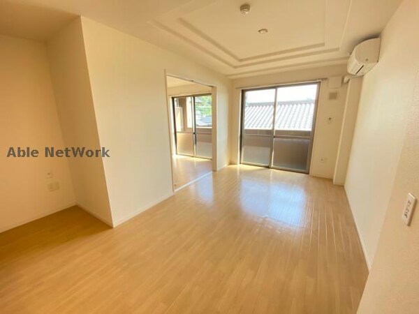 リビングダイニング(※同型)