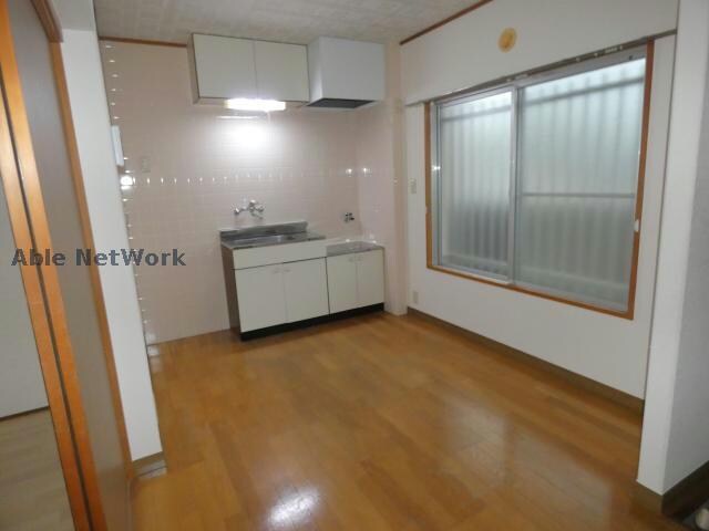 物件内観写真4　(※同型・現況優先)