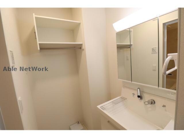 物件内観写真6　(※同型別室　現況優先)