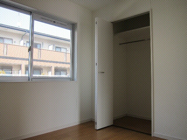 物件内観写真7　(収納)