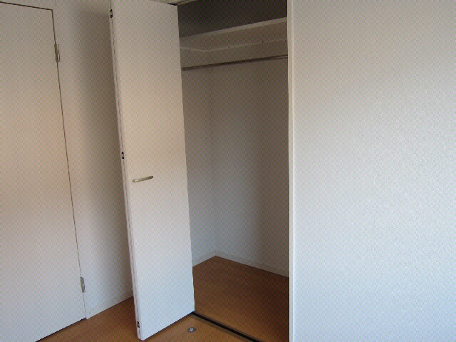 物件内観写真8　(クローゼット)