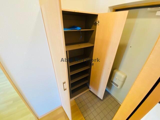 物件内観写真11　(同型　現況優先)