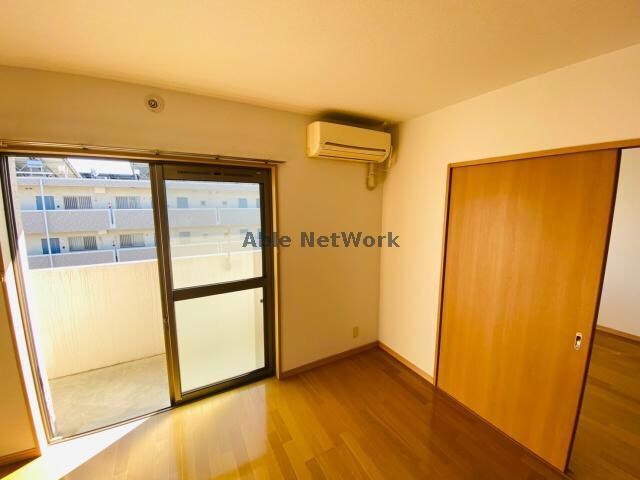 物件内観写真13　(同型　現況優先)