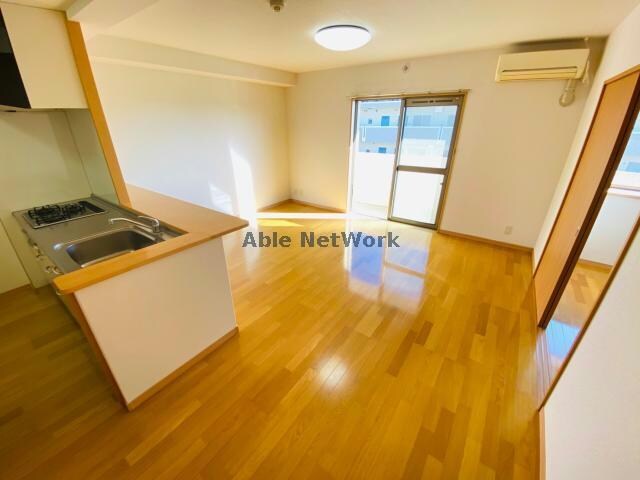 物件内観写真15　(同型　現況優先)