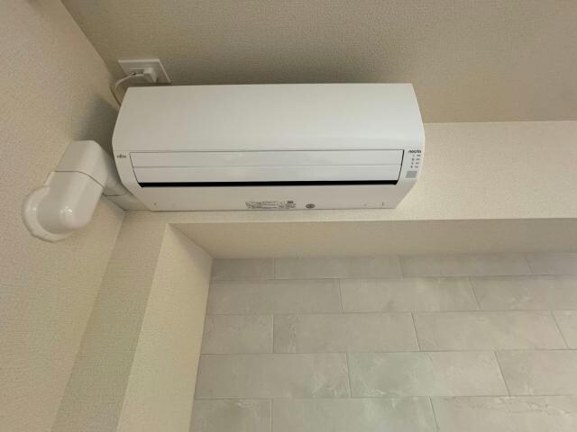 物件内観写真2　(同型)