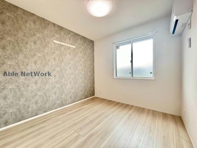 物件内観写真6　(同型反転)