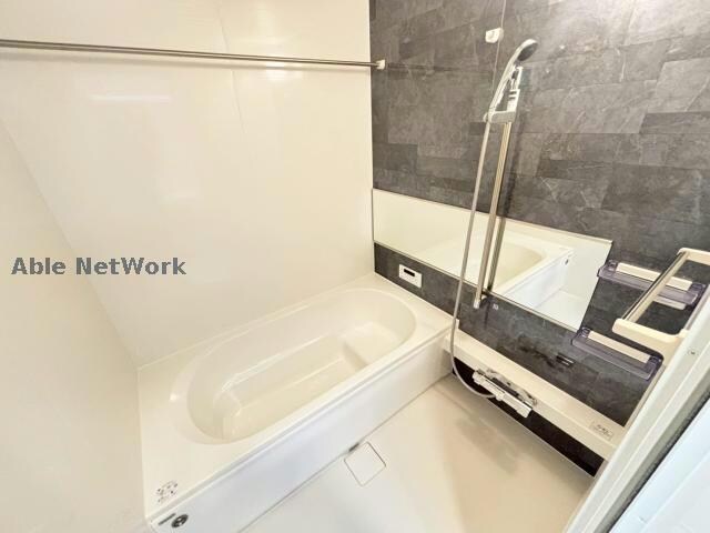 物件内観写真11　(同型反転)