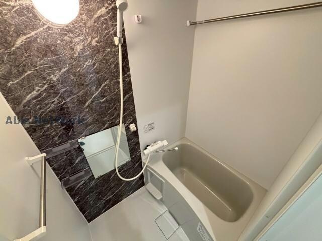 物件内観写真10　(同型別号室)