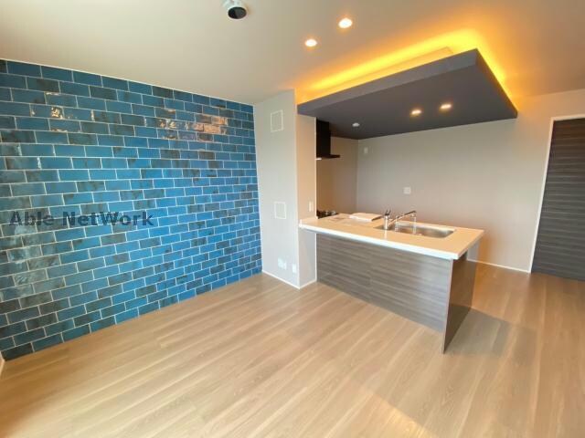 物件内観写真4　(同型タイプ)